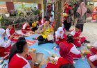Mobil-Senyum-Polres-Tulungagung-Hadir-Berbagi-Makanan-Bergizi,-Pelajar-SLB-Riang-Hati
