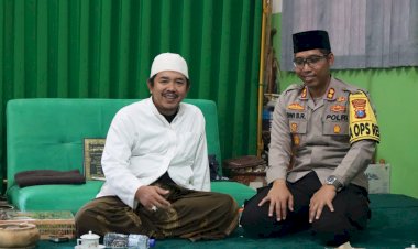 Pesan-Pemilu-Damai,-Kapolres-Situbondo-Sowan-ke-Ponpes-Walisongo