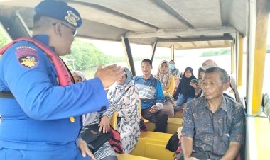 Satpolairud-Polresta-Sidoarjo-Patroli-Masa-Tenang-di-Kawasan-Pesisir