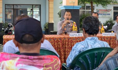 Jumat-Curhat-di-Bulan-Ramadhan-Polres-Kediri-Kota-Gelar-Baksos-dan-Bakkes