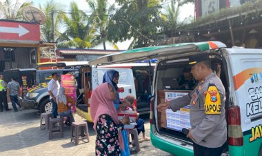 Polres-Jember-Gandeng-Dispenduk-Beri-Layanan-Keliling-untuk-Masyarakat