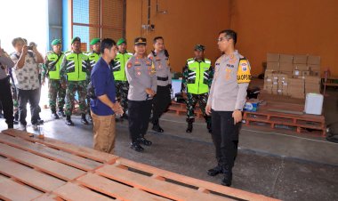 Kapolres-Ngawi-Cek-Gudang-KPUD,-Pastikan-Keamanan-Logistik-Pilkada-2024