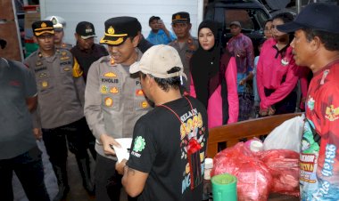 Polres-Malang-Salurkan-Bantuan-untuk-Warga-di-Tiga-Kecamatan-Terdampak-Banjir