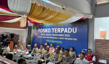 Kapolri-&-Panglima-TNI-Tinjau-Posko-Terpadu-Operasi-Lilin-2024-di-Bandara-I-Gusti-Ngurah-Rai
