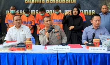 Polda-Jatim-Berhasil-Ungkap-Kasus-Oplos-LPG-di-Jombang-Empat-Tersangka-Diamankan