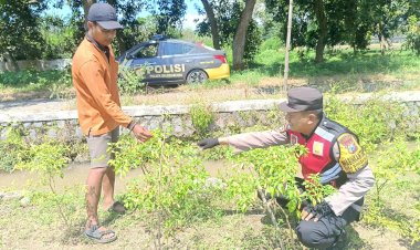 Polsek-Balongbendo-Bersama-Warga-Desa-Singkalan-Koordinasi-Kelola-Lahan-Hortikultura-untuk-Ketahanan-Pangan