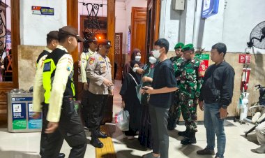 Sambut-Libur-Nataru,-Sinergitas-TNI-Polri-Pastikan-Keamanan-Stasiun-Kereta-Api